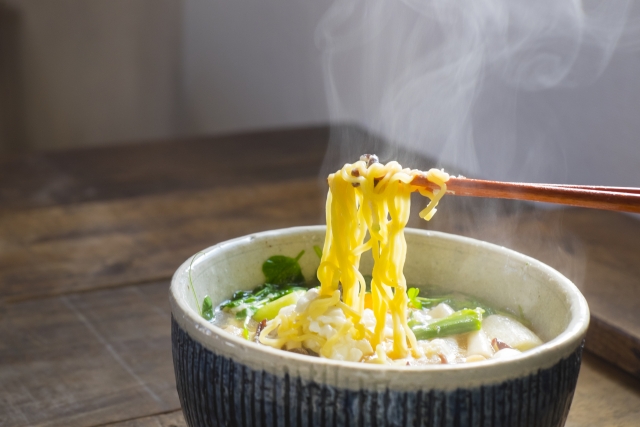 ソクラテスのため息 リュウジレシピ サッポロ一番塩サンラータン 100均グッズ活用で楽チン 主婦の達人navi